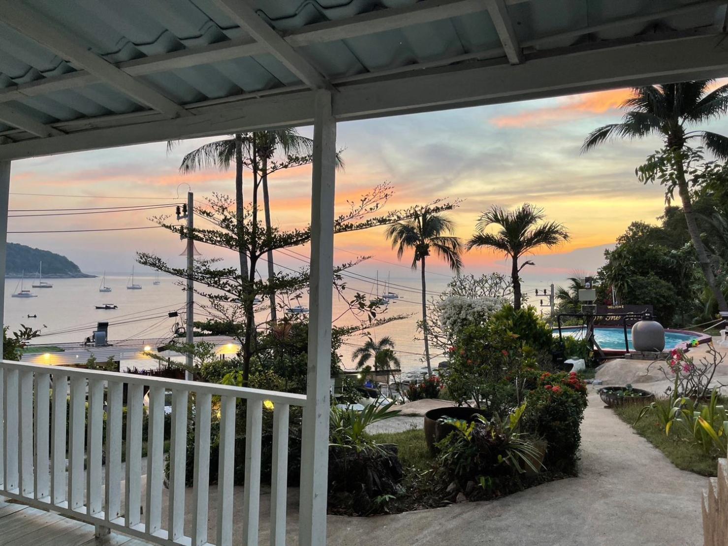 Nai Harn Naiharn On The Rock Resort Phuket מראה חיצוני תמונה