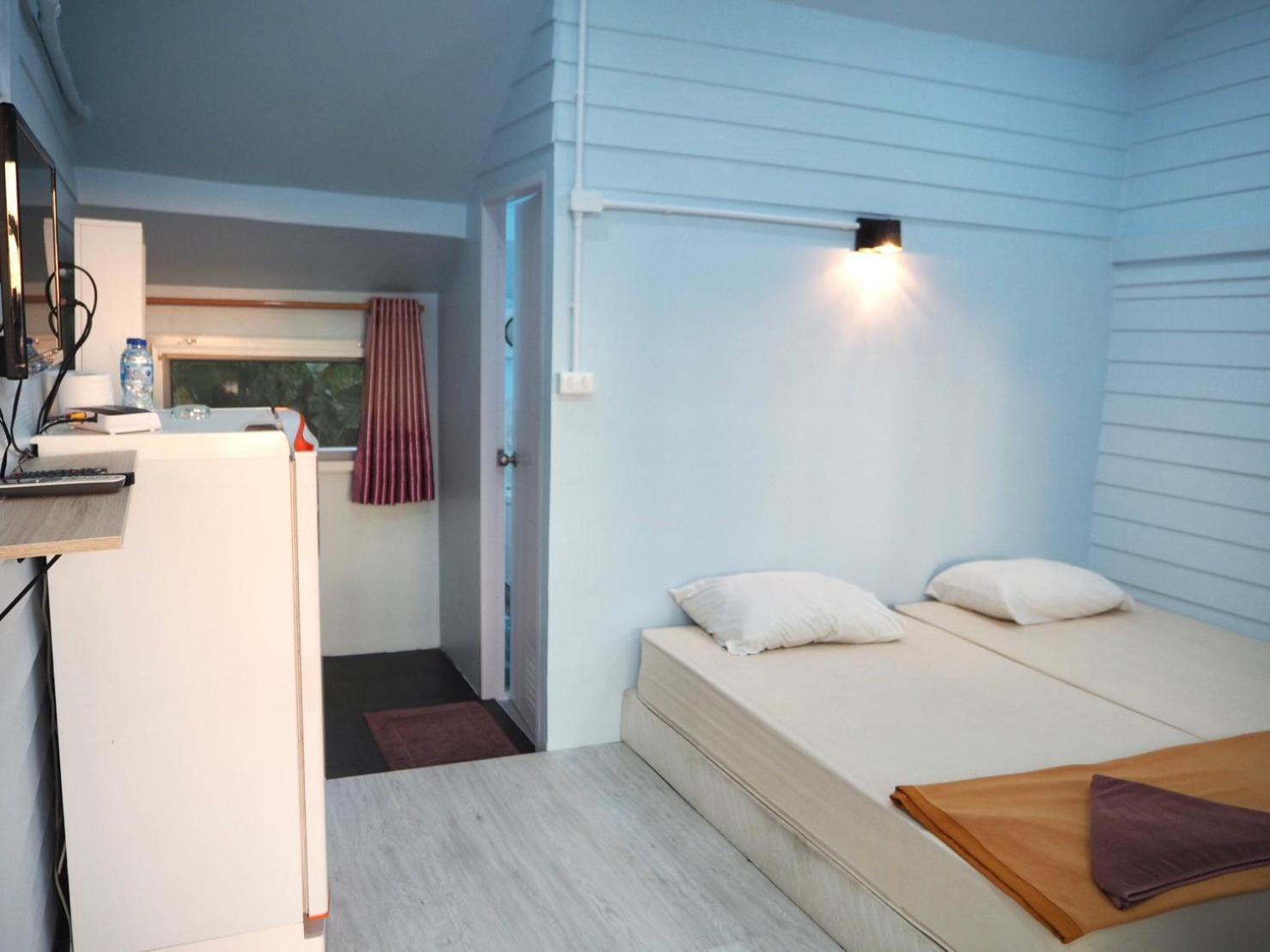 Nai Harn Naiharn On The Rock Resort Phuket מראה חיצוני תמונה